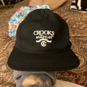 Crooks and Castles hat. NEVERWORN